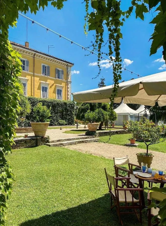 Palazzo Di Bagnaia Aparthotel Castel del Piano